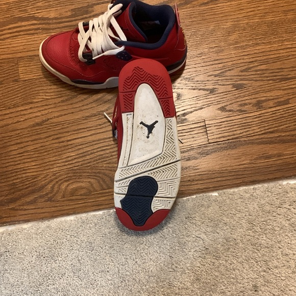 Used real Jordan 4 Fiba size 5.5 - Picture 6 of 7
